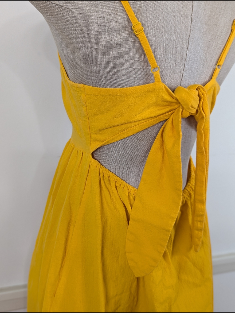 Universal Thread Bright Yellow Sundress Open Tie Back 100% Cotton With Pockets - Picture 5 of 12